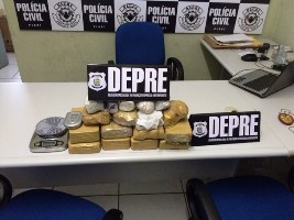 Apreensão de 12 kg de cocaína e crack, em Teresina (Foto: Divulgação/Polícia Civil)