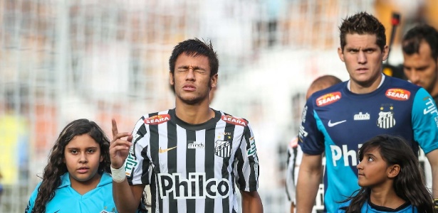Neymar pode sair do Santos e ir para o Barcelona no meio deste ano