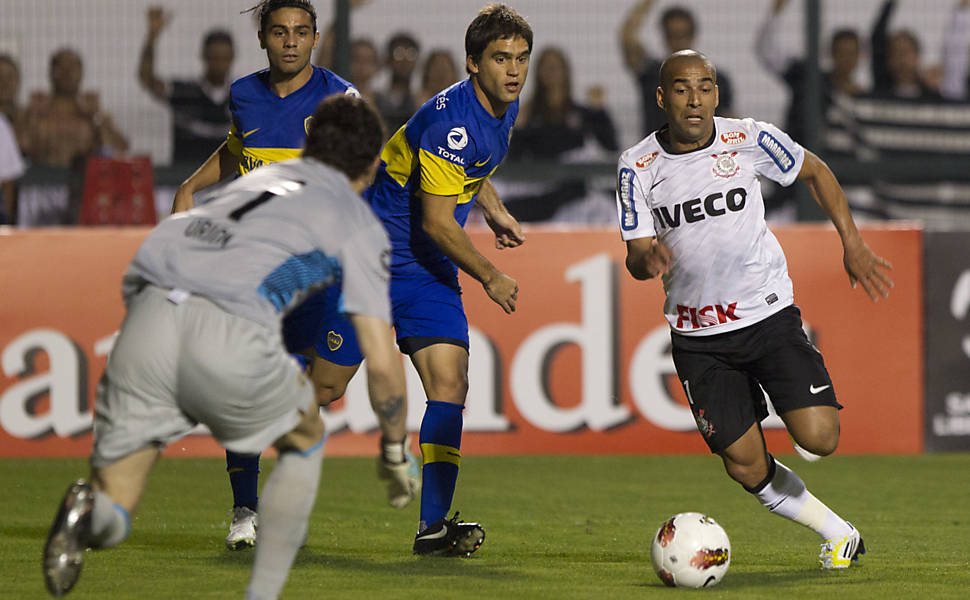 Lance da partida entre Corinthians e Boca Juniors Saiba mais sobre a partida