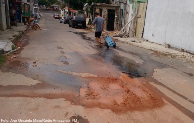 http://redacao.portalamazonia.cworks.com.br/fileadmin/user_upload/acervo/Radar10/CANO_ESTOURADO_VILA_DA_PRATA_-_FOTO_ANA_GRAZIELA_MAIA__-_RADAR_10__1_.jpg