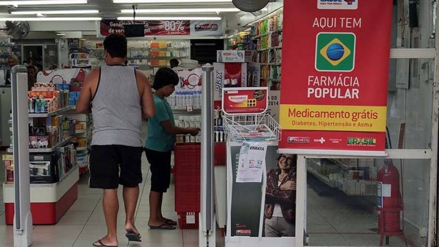 Com recursos zerados, Farmácia Popular deixará de existir