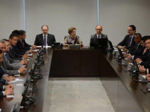 Dilma Rousseff reuniu os partidos da base aliada no Congresso