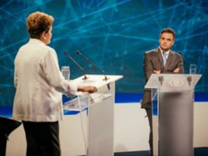 Dilma Rousseff e Aécio Neves no debate da Rede Bandeirantes