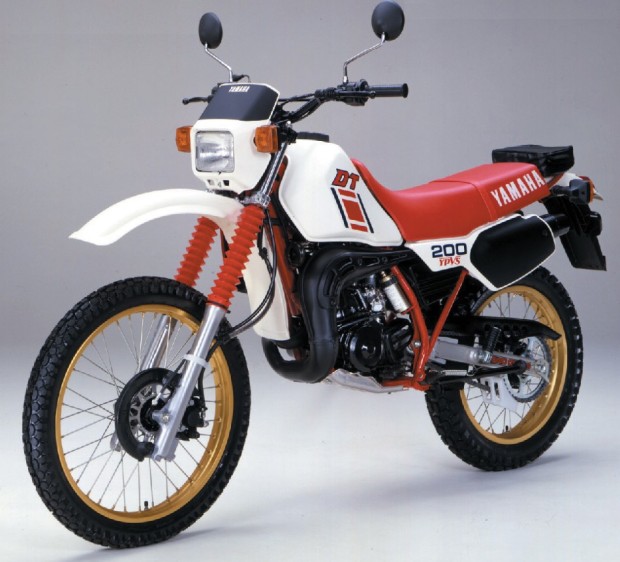 dt200r_1984