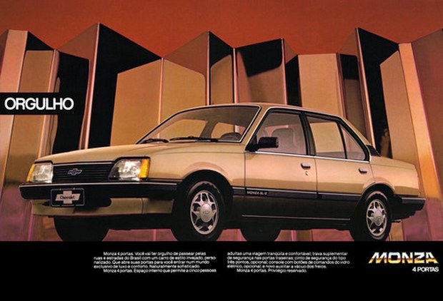 Chevrolet Monza - Ele foi referência em conforto nos anos 1980, quando chegou ao Brasil inicialmente em uma versão hatch. Ficou no mercado nacional até 1996, quando sua produção foi encerrada.