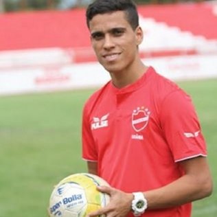 Wendell Lira acertou com o Vila Nova depois de ter sido indicado ao prêmio Puskás