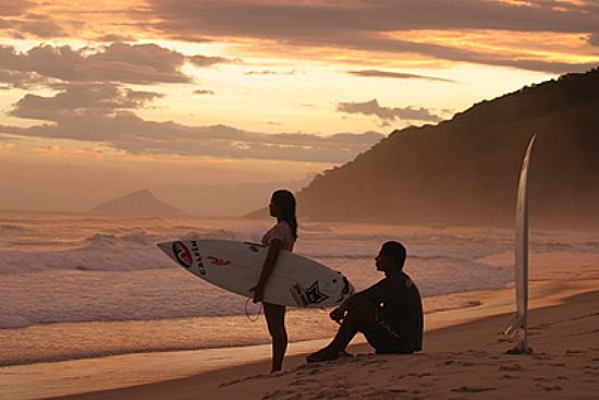 Maresias é considerada o paraíso dos surfistas / Roberto Schimdt