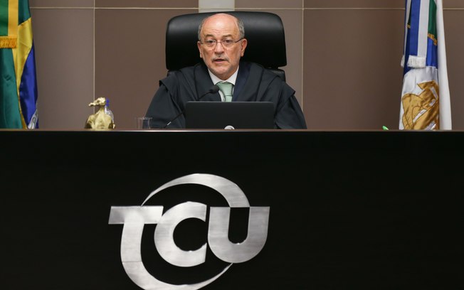 TCU abre sessão para analisar contas do governo Dilma Rousseff de 2014