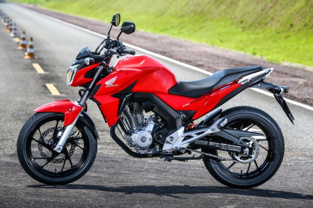 Honda CB Twister 250 2016 (32)