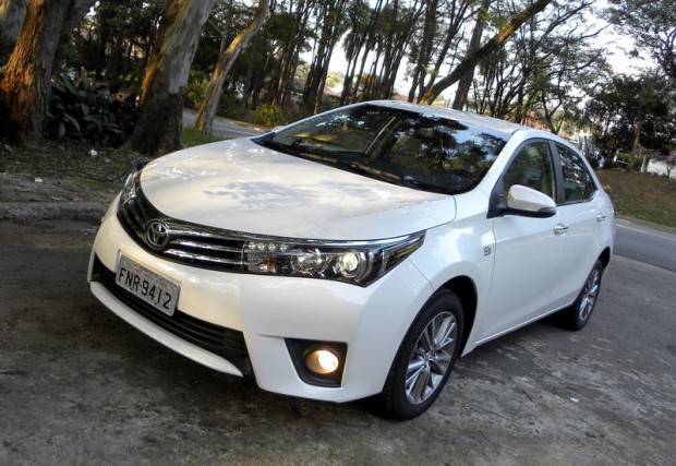 garagem-novo-corolla-altis (5)