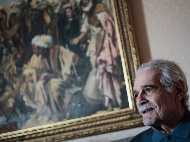 Omar Sharif posa para foto no Cairo, no Egito, em 2011 (Foto: Lefteris Pitarakis/AP)