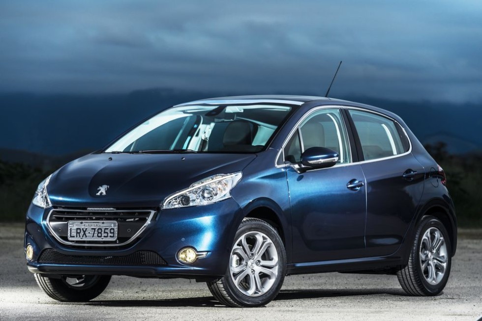 peugeot 208 2016