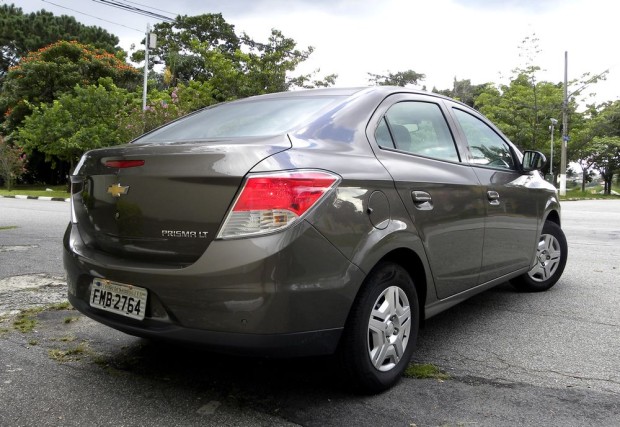 avaliacao-chevrolet-prisma-lt (2)