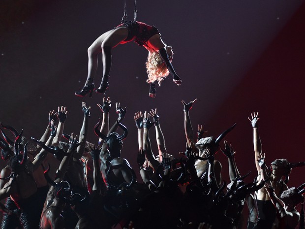 Madonna no Grammy 2015 (Foto: John Shearer/AP)