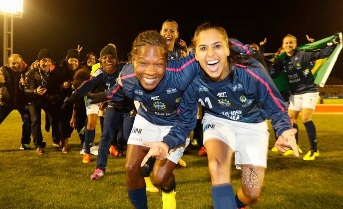 São José Futebol Feminino Campeão Mundial (Foto: Mengo do Japão/ Divulgação)