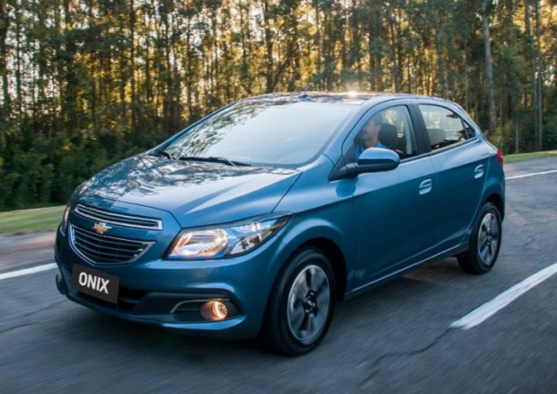 chevrolet-onix-ltz-2014