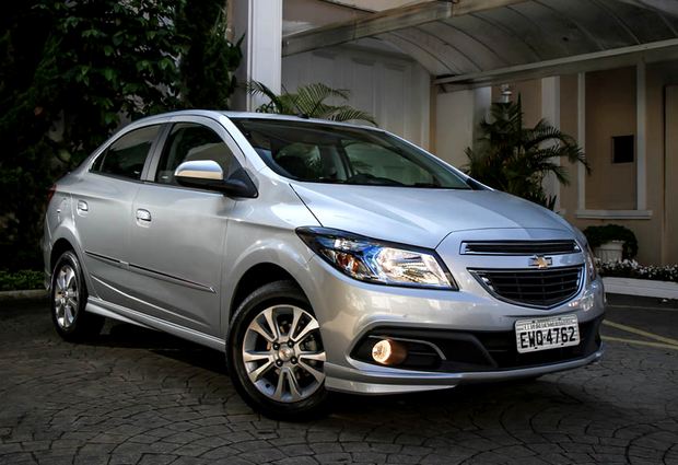 chevrolet-prisma-ltz-2013-10