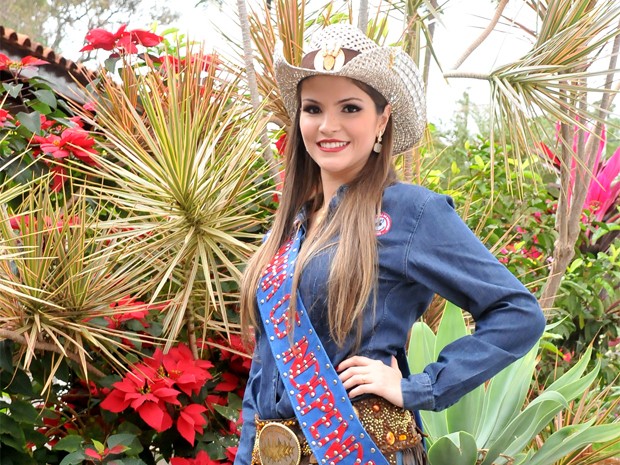 Juliana Cordeiro Joi é estudante de direito e foi escolhida rainha da 59ª Festa do Peão de Barretos (Foto: André Monteiro/Divulgação)