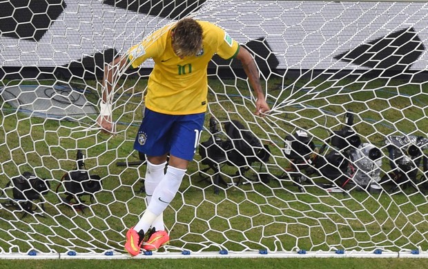 Neymar Brasil x México (Foto: Reuters)