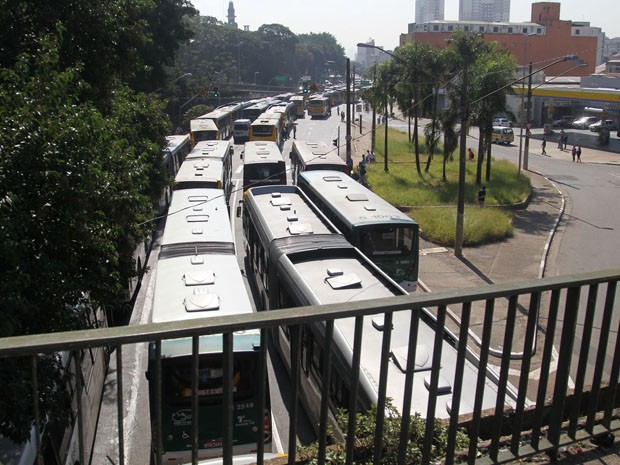 GREVE ONIBUS 620 PX (Foto: Luiz Guarnieri/ Brazil Photo Press/Folhapress)