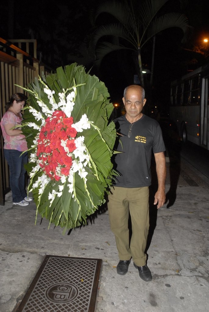 Velório de José Wilker aconteceu no Teatro Ipanema, no Rio de Janeiro (Foto: Roberto Valverde/Revista QUEM)