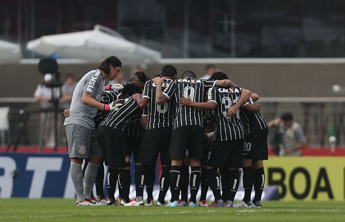 São Paulo e Corinthians jogam por vaga na final do Campeonato Paulista