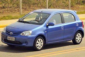 toyota etios (Foto: Teylor Soares/G1)