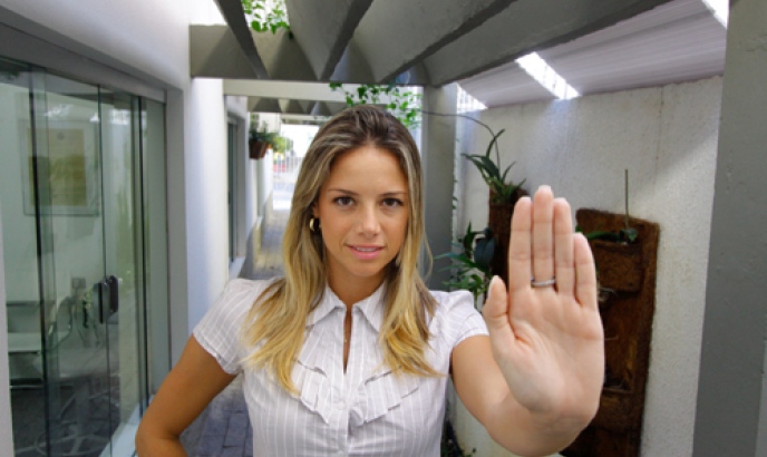 A dentista Fernanda Cardoso também aderiu à campanha "O VALE pela paz". Foto: Antônio Basílio