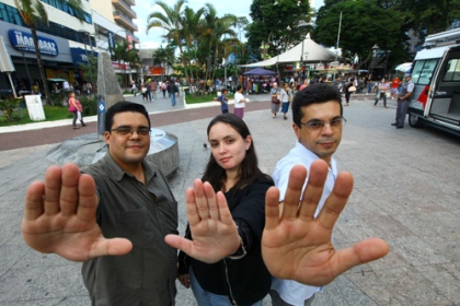 Angelo Rubin, Pedro Rubin e Fabiana Pazzine aderem a campanha pela Paz