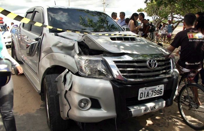 Hilux envolvida no acidente. (Foto: João Júnior)