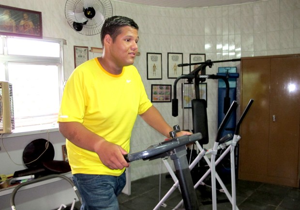 Ele teve acompanhamento de nutricionista e preparador físico (Foto: Anna Gabriela Ribeiro/G1)