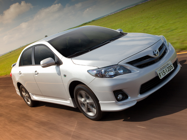 Toyota Corolla XRS 2013 (Foto: Divulgação)