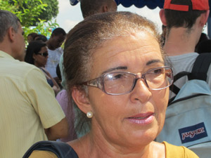 Rosa tia de Milena  (Foto: Igor Christ/G1)