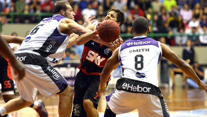 Mogi das Cruzes e Flamengo Basquete (Foto: João Pires / LNB)