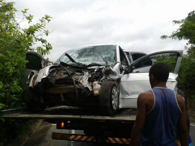 Casal e filha morrem em acidente na PI-140 (Foto: Gilcilene Araújo/G1)