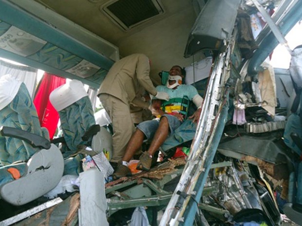 Acidente na Bahia (Foto:  Carlos Alberto/ site Aragão Notícias)