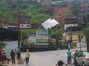 Desabamento Jardim Natal em Juiz de Fora (Foto: Talison Vardiero/Arquivo Pessoal)